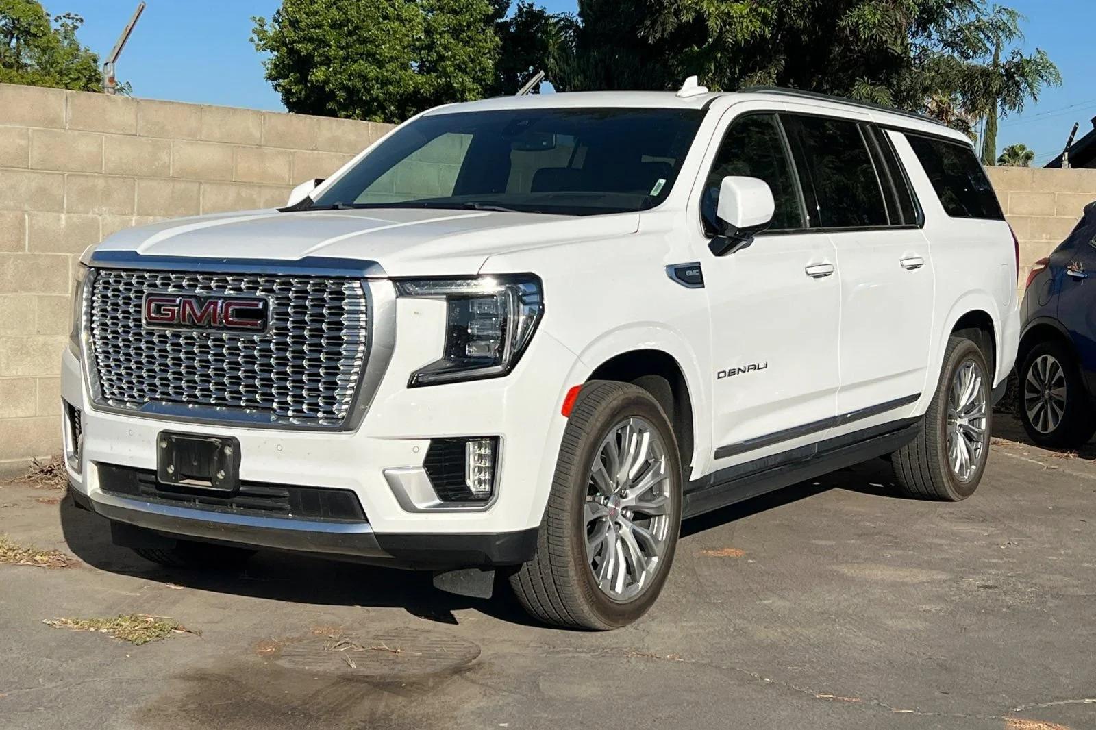 gmc yukon xl 2022 1GKS1JKL1NR155196 image gmc yukon xl 2022 1GKS1JKL1NR155196 image